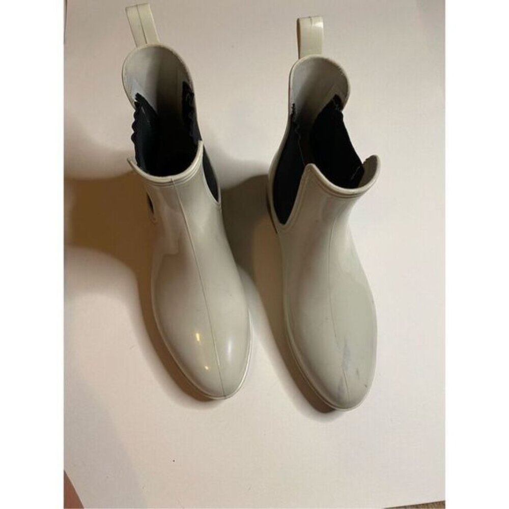 White and black rain boots - Picture 2 of 7